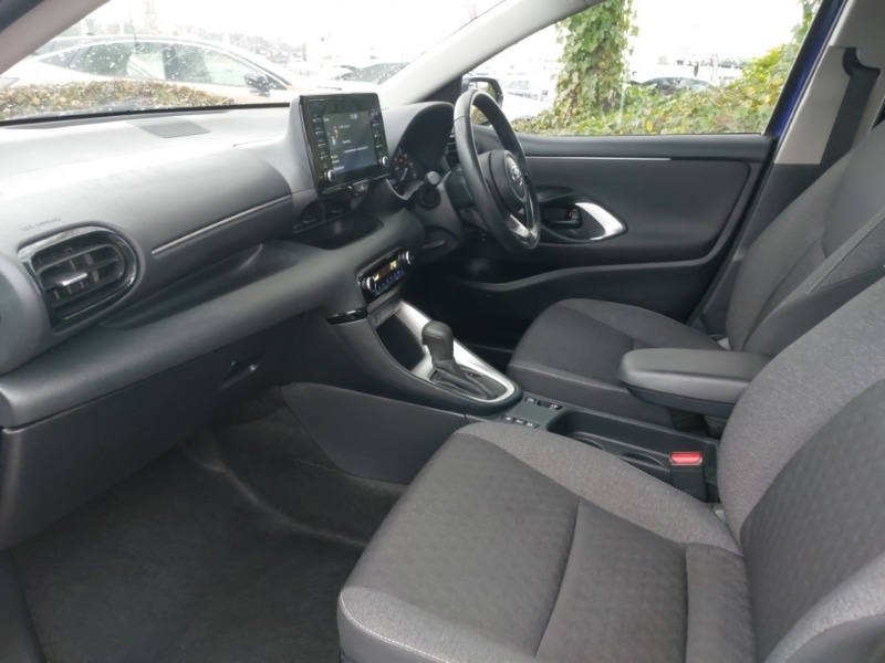 Used Toyota Yaris 2022 for sale - 76560368: Photo 5