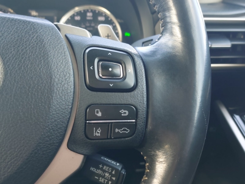 Used Lexus IS 2019 for sale - 77736653: Photo 14