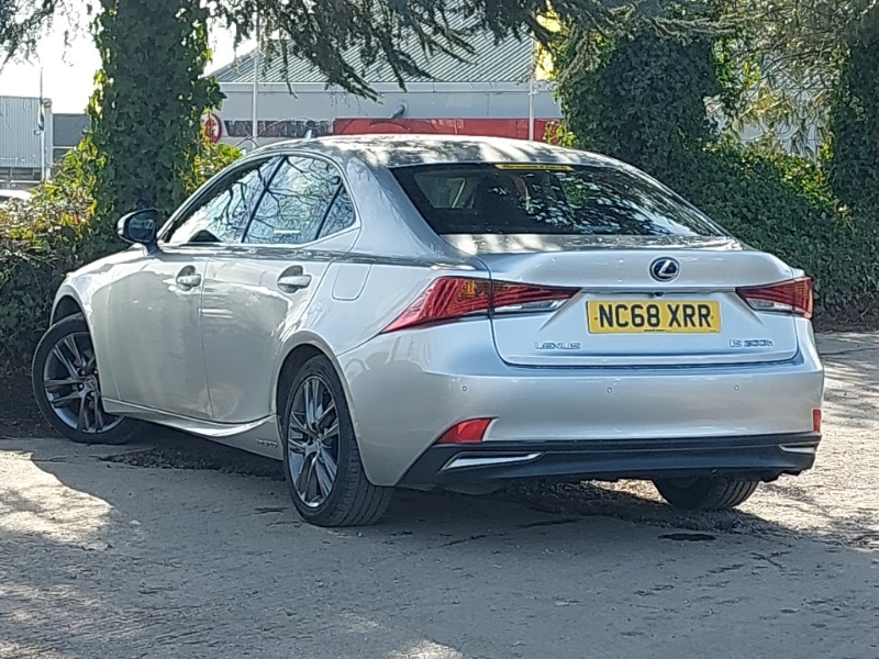 Used Lexus IS 2019 for sale - 77736653: Photo 3