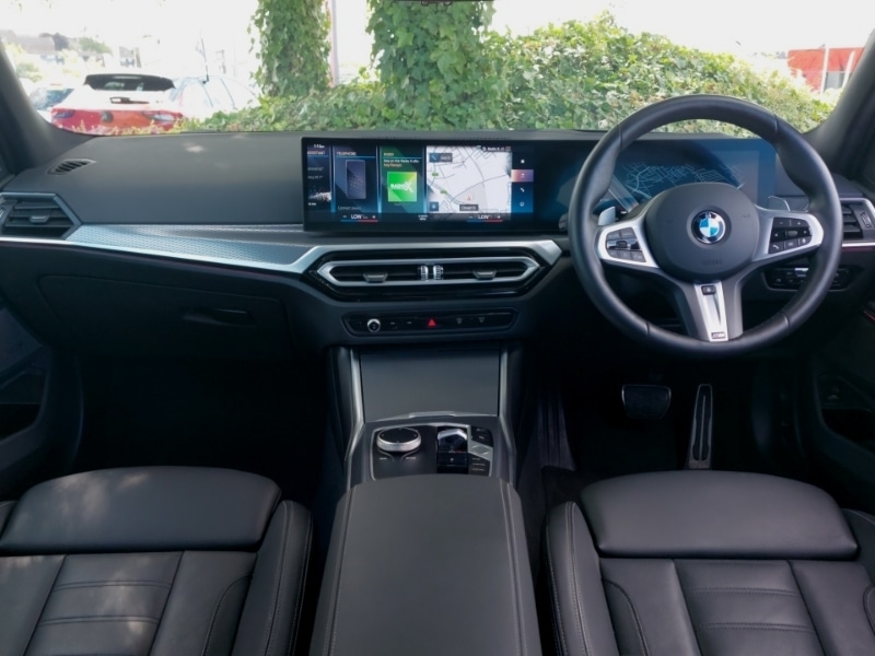 Used BMW 3 Series 2024 for sale - 76533437: Photo 2