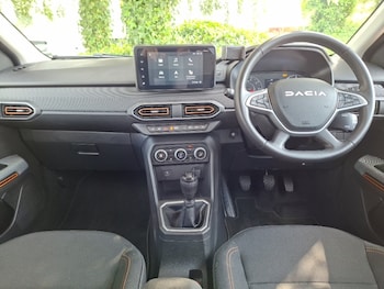 Used Dacia Sandero Stepway 2023 for sale - 78994389: Photo