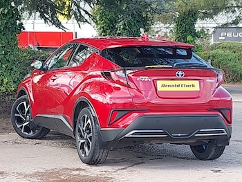 Used Toyota C-HR 2020 for sale - 79498489: Photo