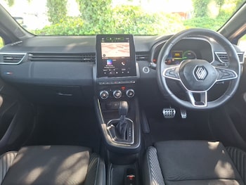 Used Renault Clio 2023 for sale - 78998275: Photo
