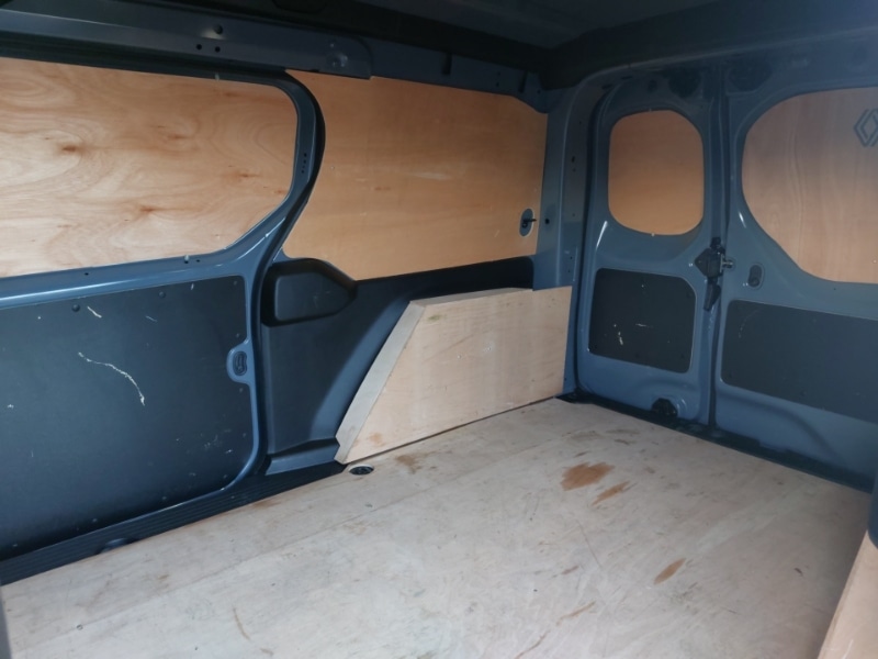 Used Renault Kangoo 2024 for sale - 76583535: Photo 6