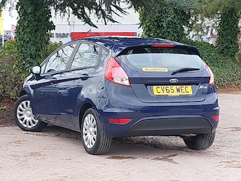 Used Ford Fiesta 2015 for sale - 77544128: Photo