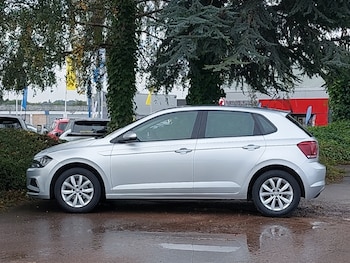 Used Volkswagen Polo 2018 for sale - 76188265: Photo 4