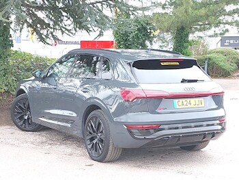 Used Audi Q8 2024 for sale - 78333831: Photo