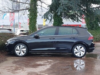 Used Volkswagen Golf 2020 for sale - 77278300: Photo