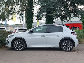 Used Peugeot 208 2025 for sale - 76199260: Photo 4