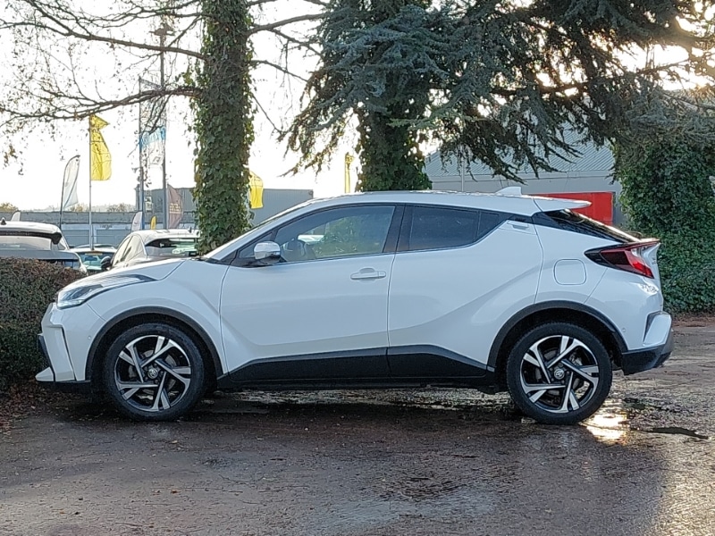 Used Toyota C-HR 2023 for sale - 76816273: Photo 4