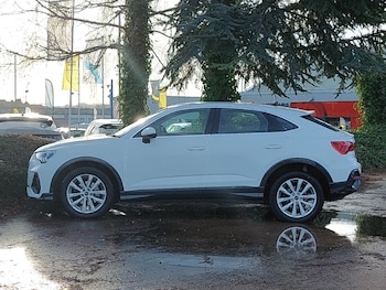 Used Audi Q3 2021 for sale - 77035127: Photo