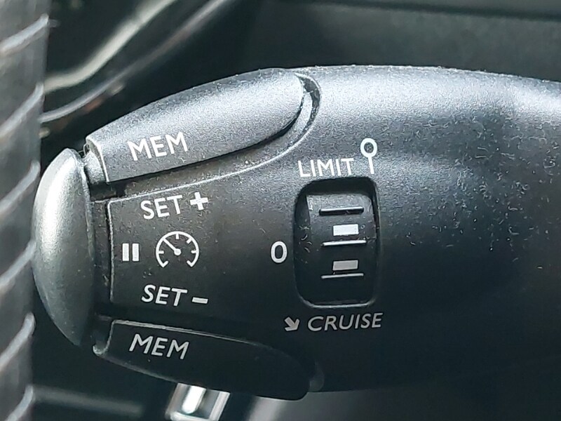 Used Peugeot 208 2023 for sale - 77947609: Photo 15