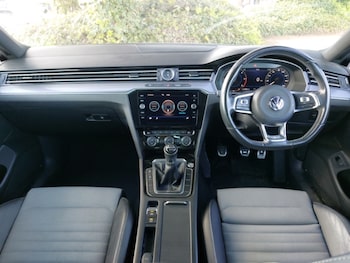 Used Volkswagen Passat 2019 for sale - 78808337: Photo