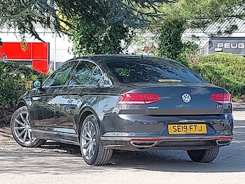 Used Volkswagen Passat 2019 for sale - 78808337: Photo