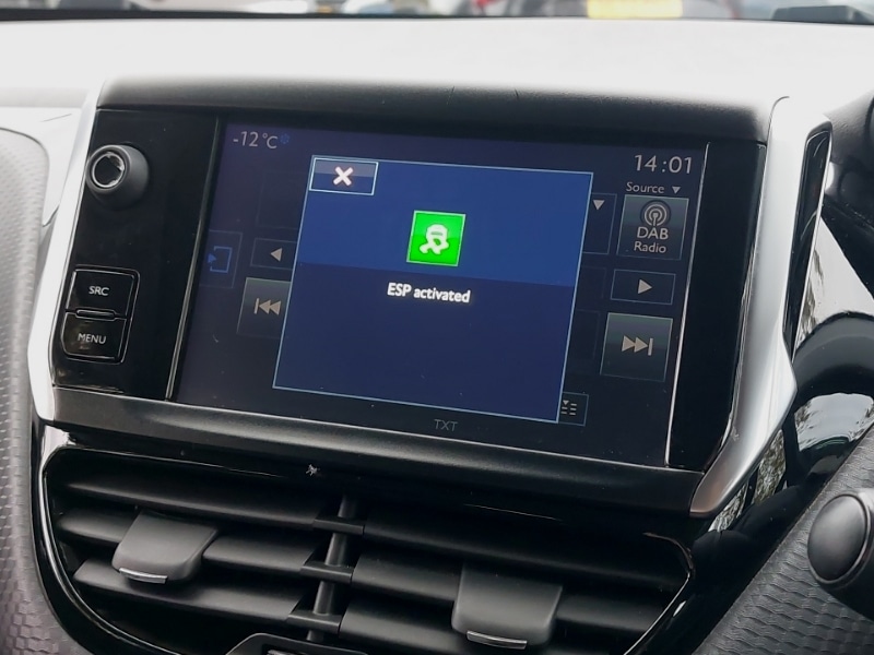 Used Peugeot 208 2016 for sale - 76583615: Photo 16