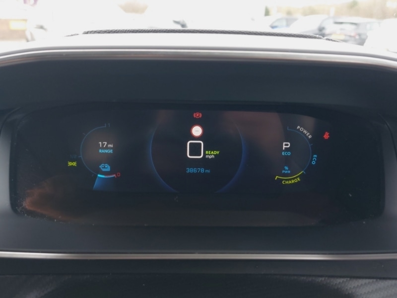 Used Peugeot 2008 2023 for sale - 77922823: Photo 15