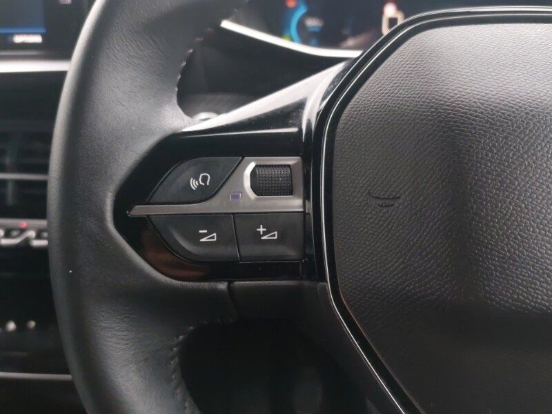 Used Peugeot 208 2021 for sale - 76566903: Photo 13