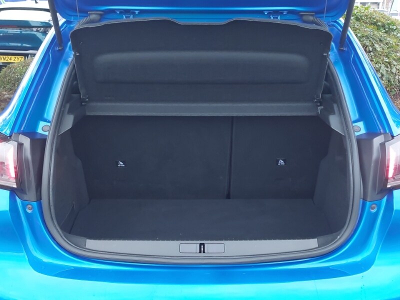 Used Peugeot 208 2021 for sale - 76566903: Photo 8