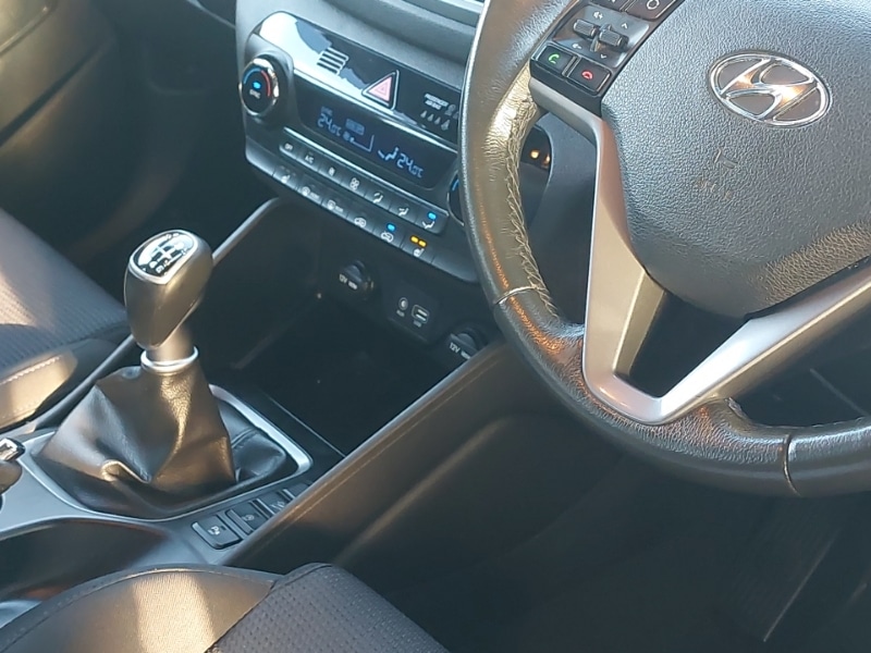 Used Hyundai TUCSON 2017 for sale - 76987250: Photo 19