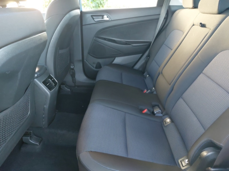 Used Hyundai TUCSON 2017 for sale - 76987250: Photo 6