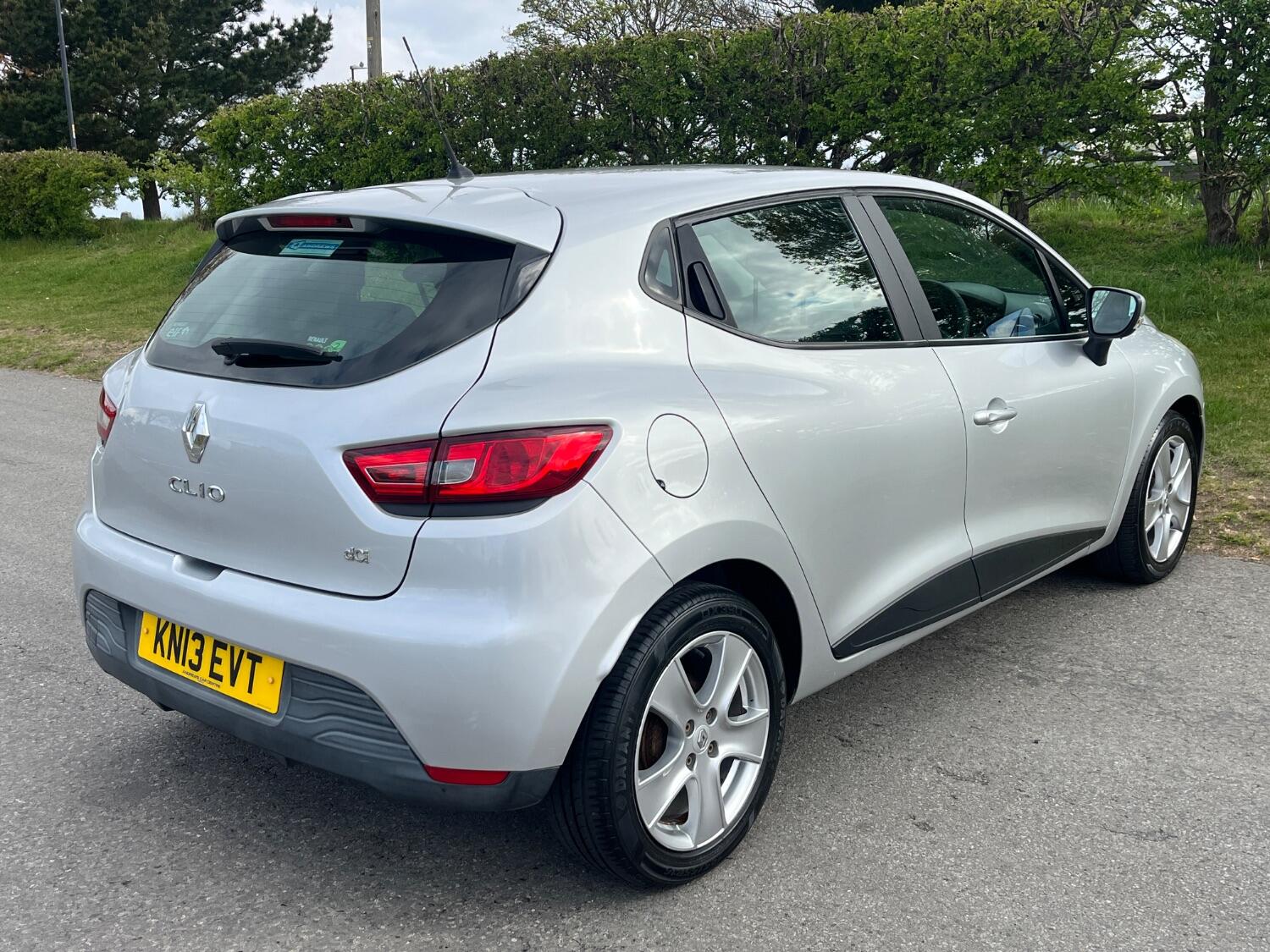 Used Renault Clio 2013 for sale - 77464615: Photo 7