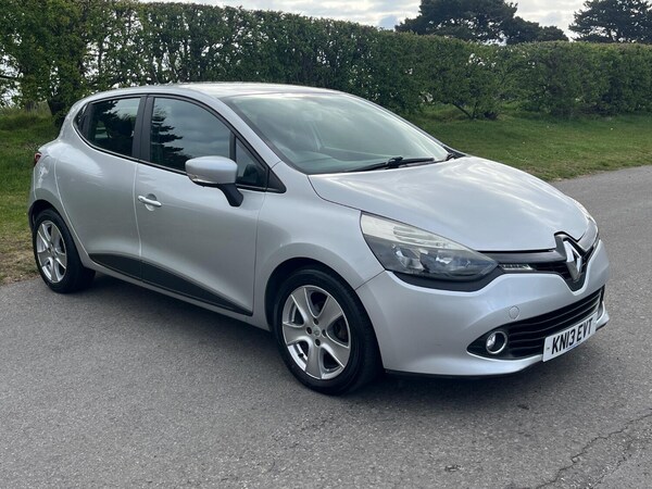 Used Renault Clio 2013 for sale - 74185378: Photo 4