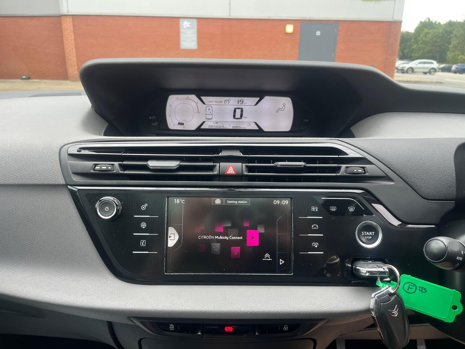 Used Citroen C4 Picasso 2016 for sale - 76769251: Photo 16