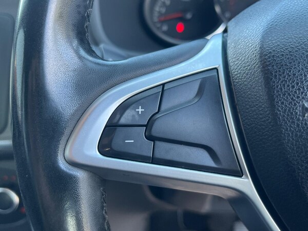 Used Dacia Sandero Stepway 2018 for sale - 75299815: Photo 9