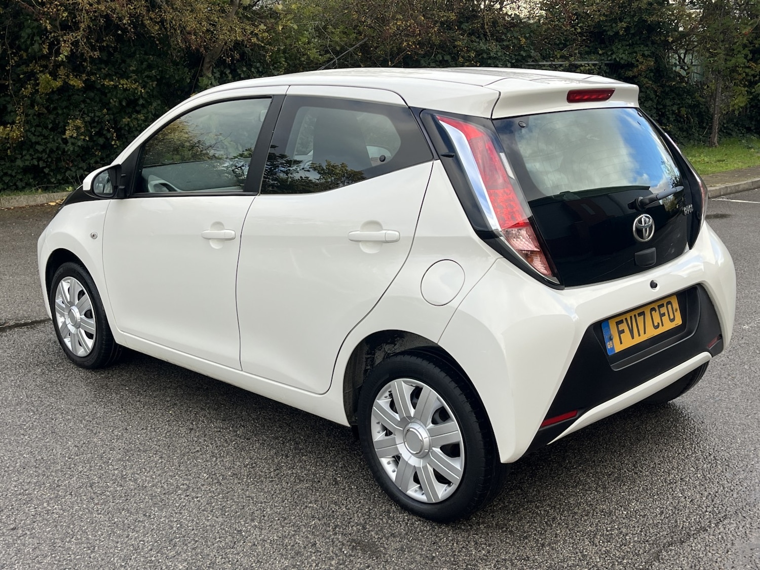 Used Toyota AYGO 2017 for sale - 76387284: Photo 4