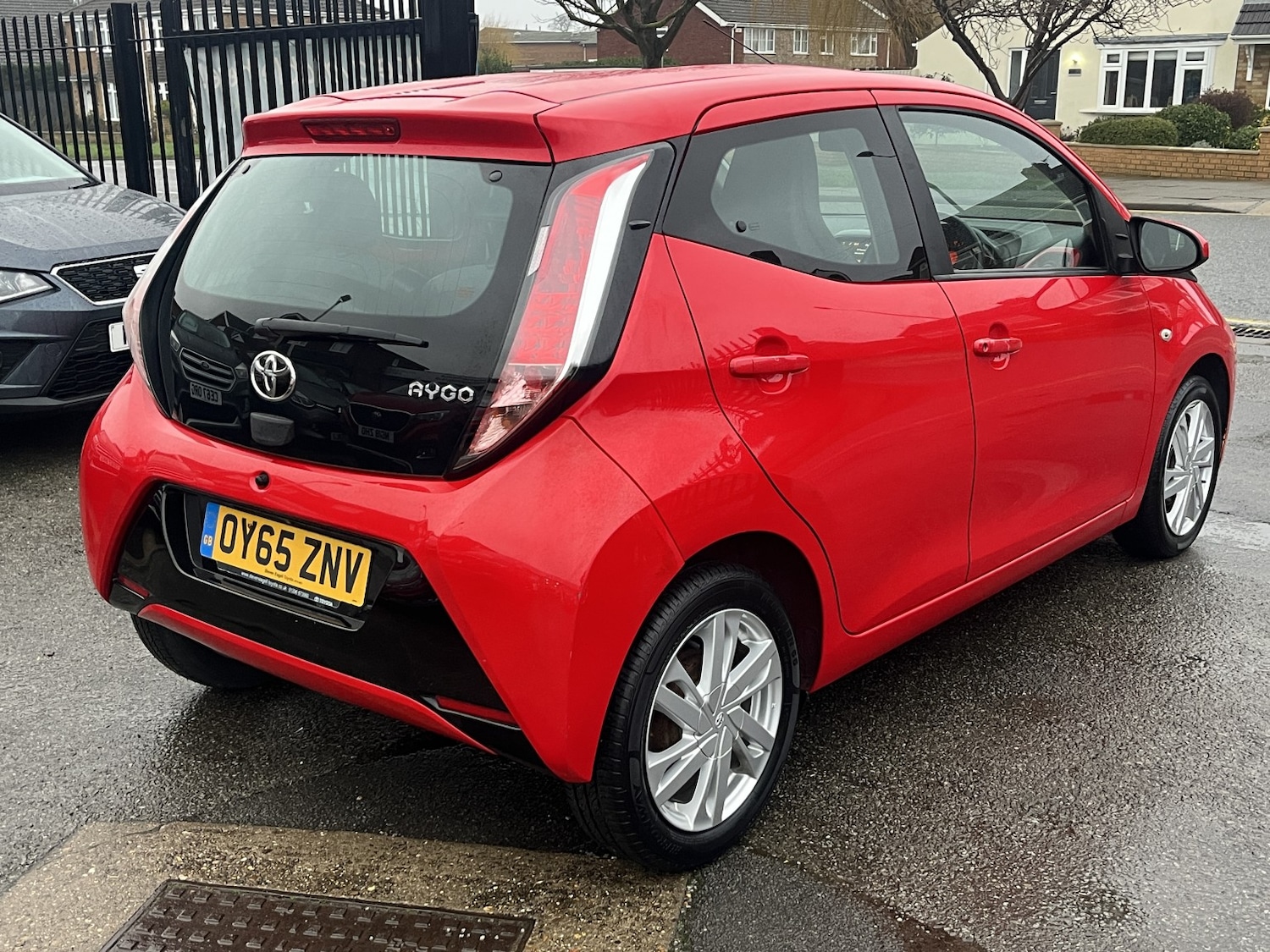 Used Toyota AYGO 2015 for sale - 77342651: Photo 8