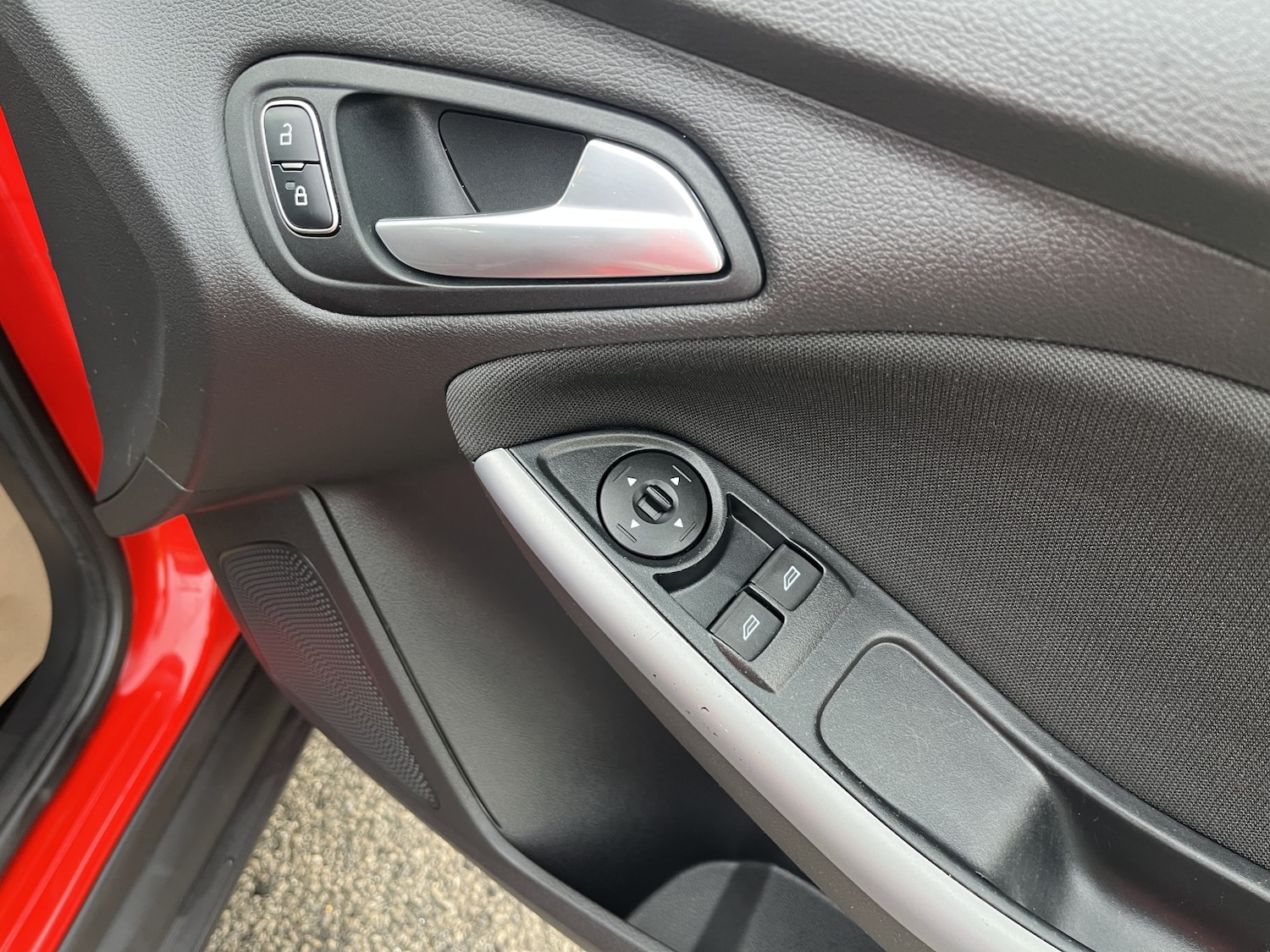 Used Ford Focus 2015 for sale - 76397132: Photo 12