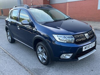 Used Dacia Sandero Stepway 2018 for sale - 76793116: Photo