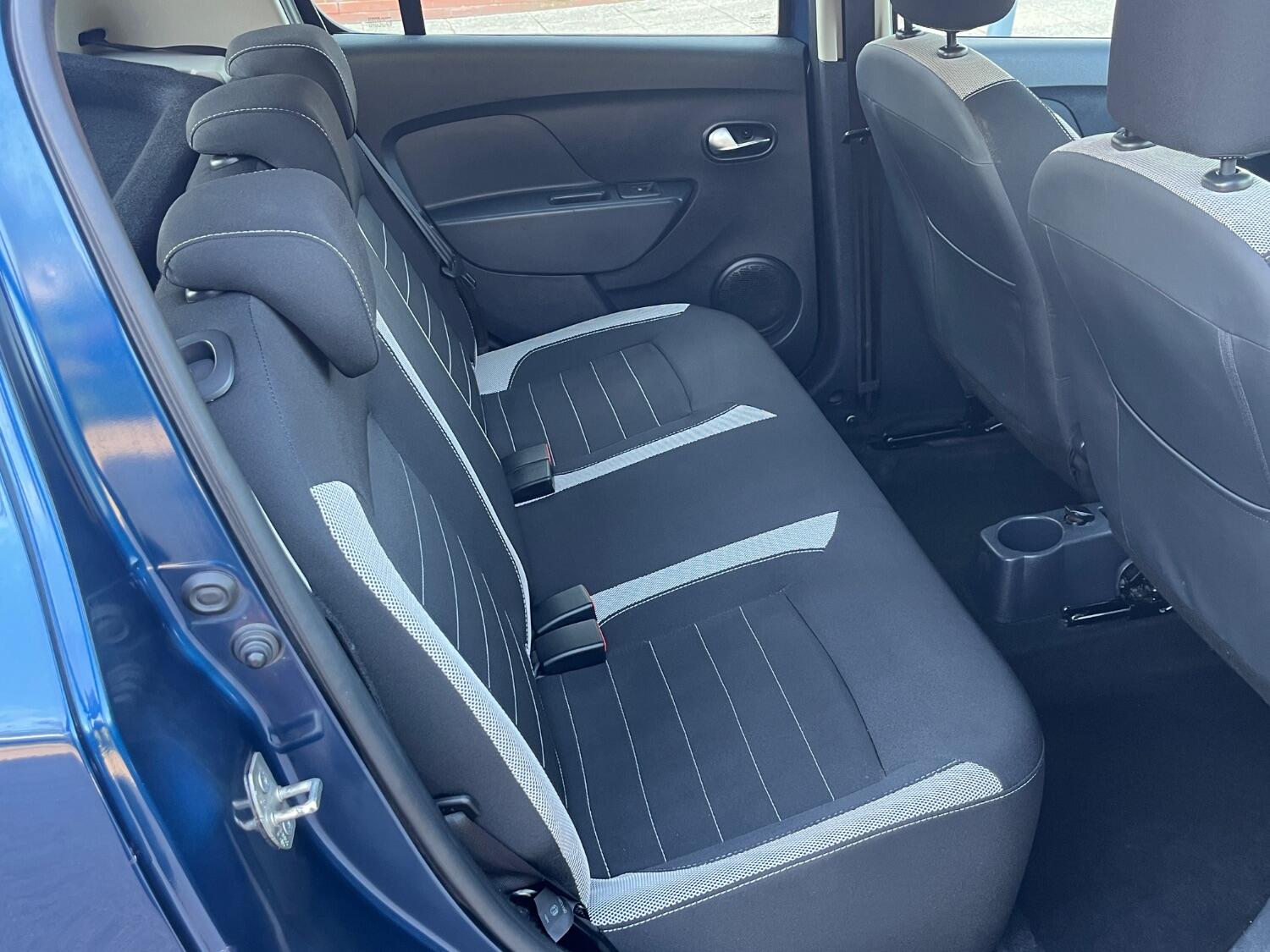 Used Dacia Sandero Stepway 2018 for sale - 76793116: Photo 7