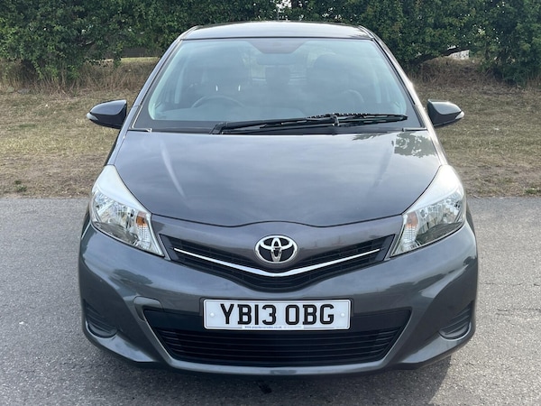 Used Toyota Yaris 2013 for sale - 74413483: Photo 3
