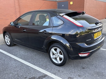 Used Ford Focus 2010 for sale - 78727197: Photo