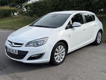 Used Vauxhall Astra 2013 for sale - 78944882: Photo