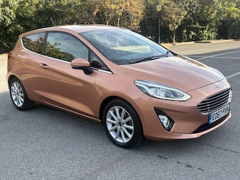 Used Ford Fiesta 2017 for sale - 79531775: Photo