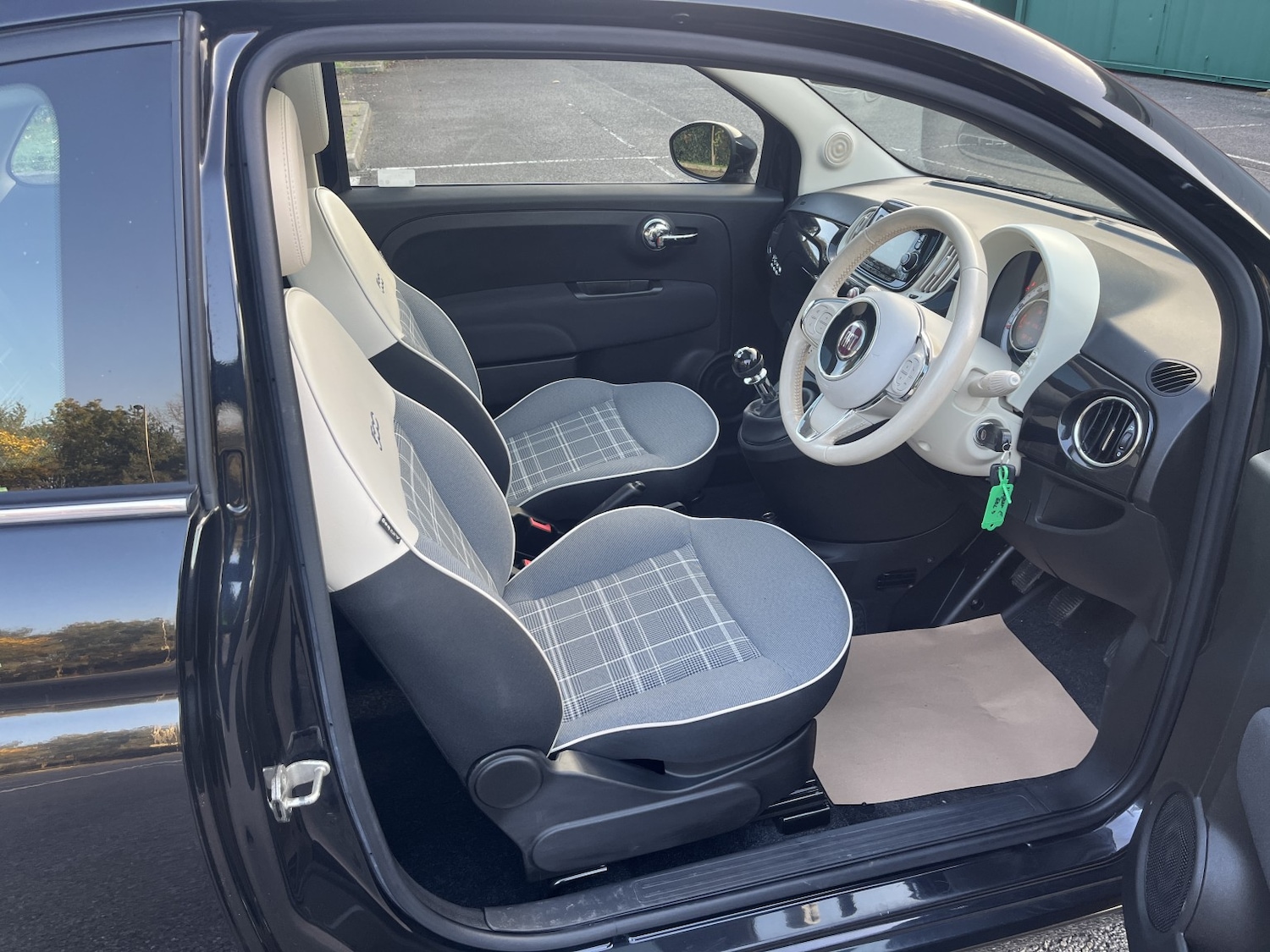 Used Fiat 500 2018 for sale - 76793105: Photo 9
