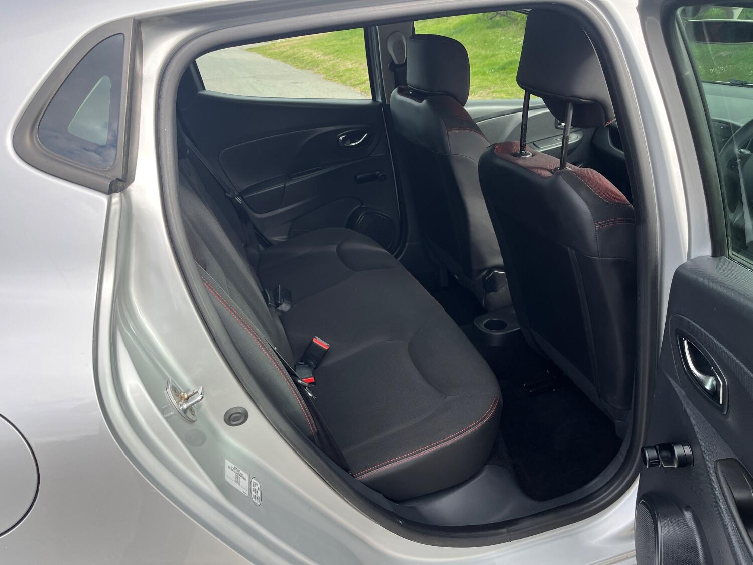 Used Renault Clio 2013 for sale - 76793122: Photo 10