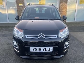 Used Citroen C3 Picasso 2016 for sale - 76699330: Photo