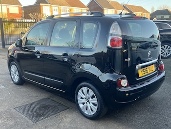 Used Citroen C3 Picasso 2016 for sale - 76699330: Photo