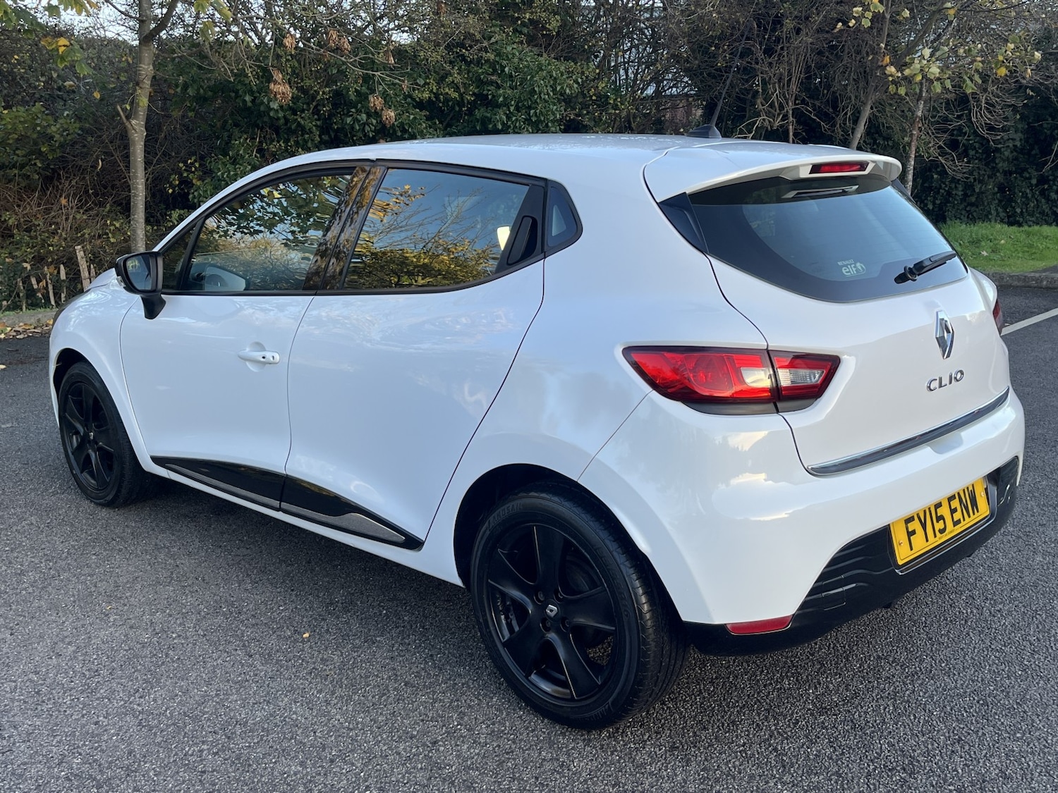 Used Renault Clio 2015 for sale - 76571115: Photo 4