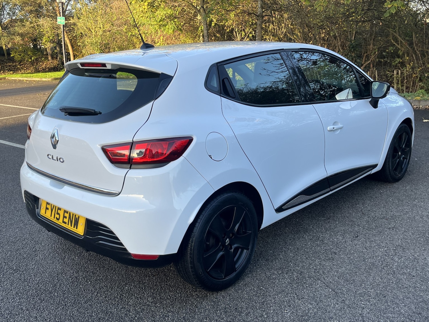 Used Renault Clio 2015 for sale - 76571115: Photo 6