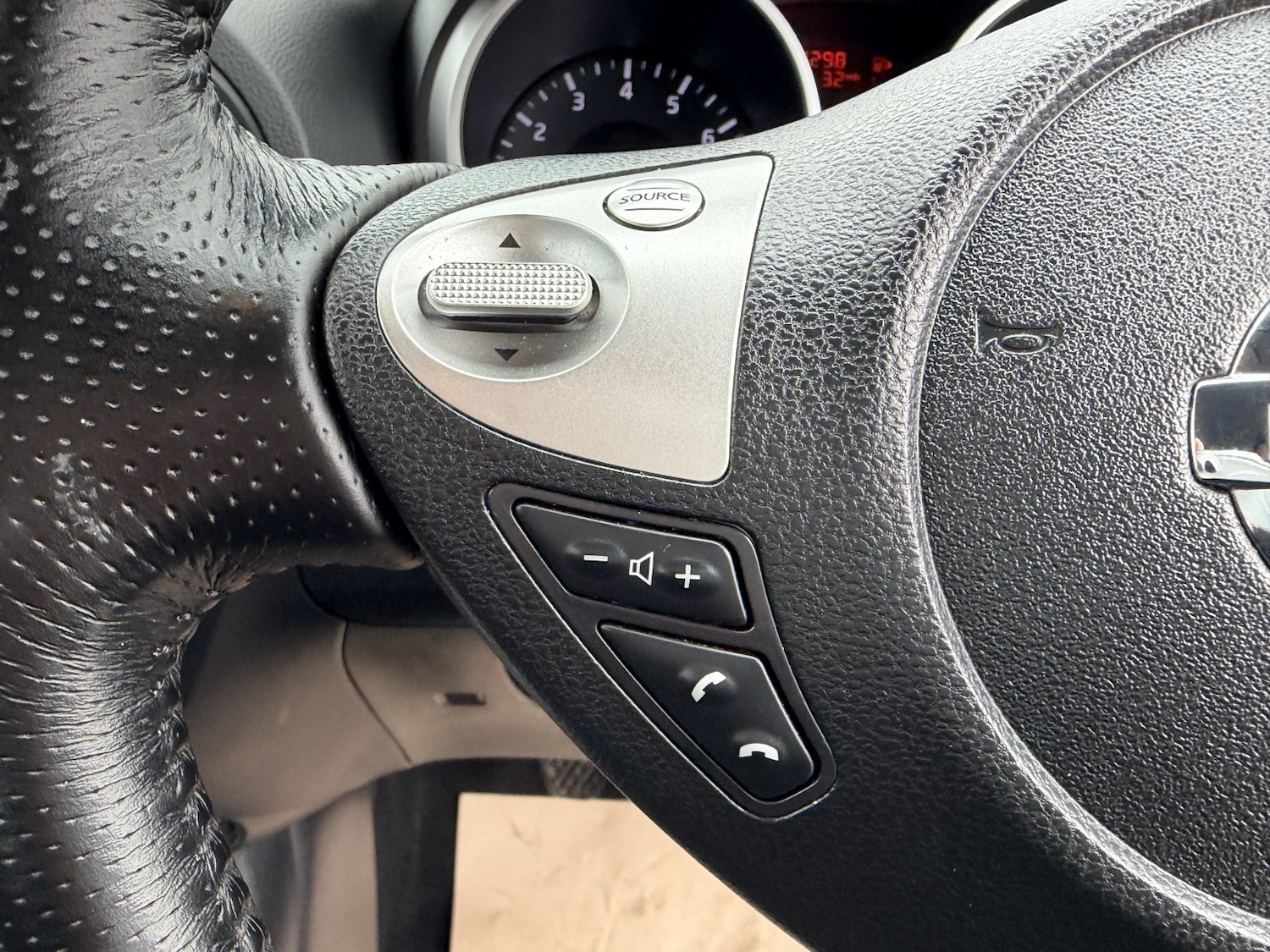 Used Nissan Juke 2011 for sale - 77478080: Photo 14