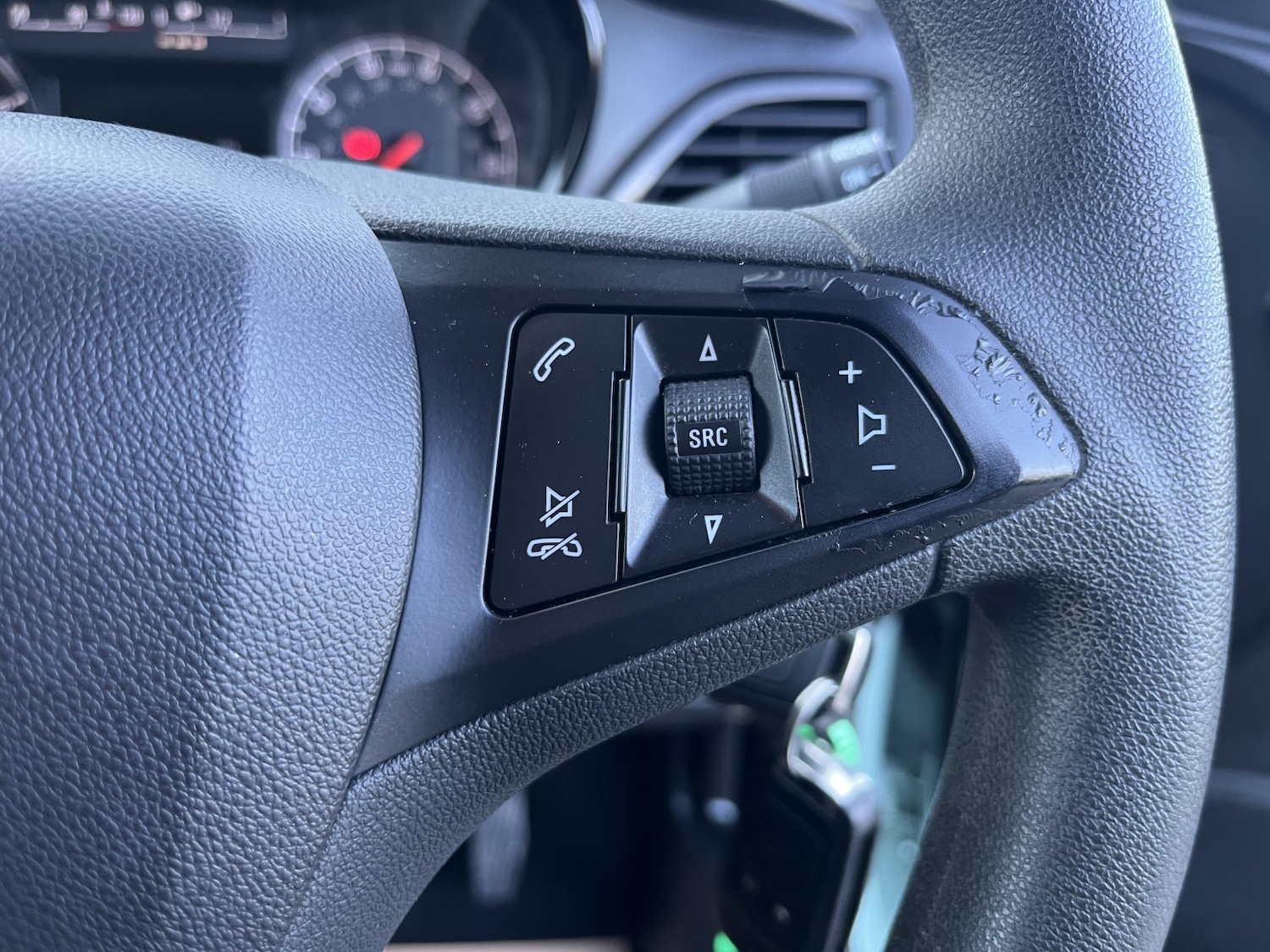 Used Vauxhall Viva 2016 for sale - 76070401: Photo 15