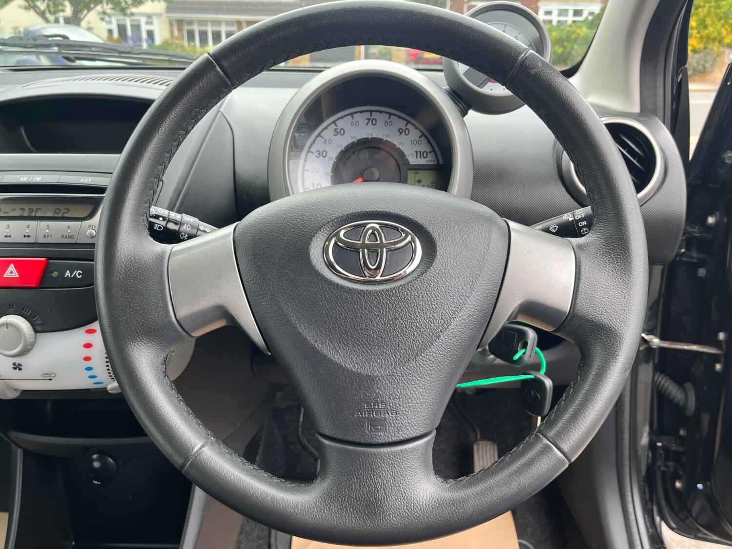 Used Toyota AYGO 2012 for sale - 77464776: Photo 11