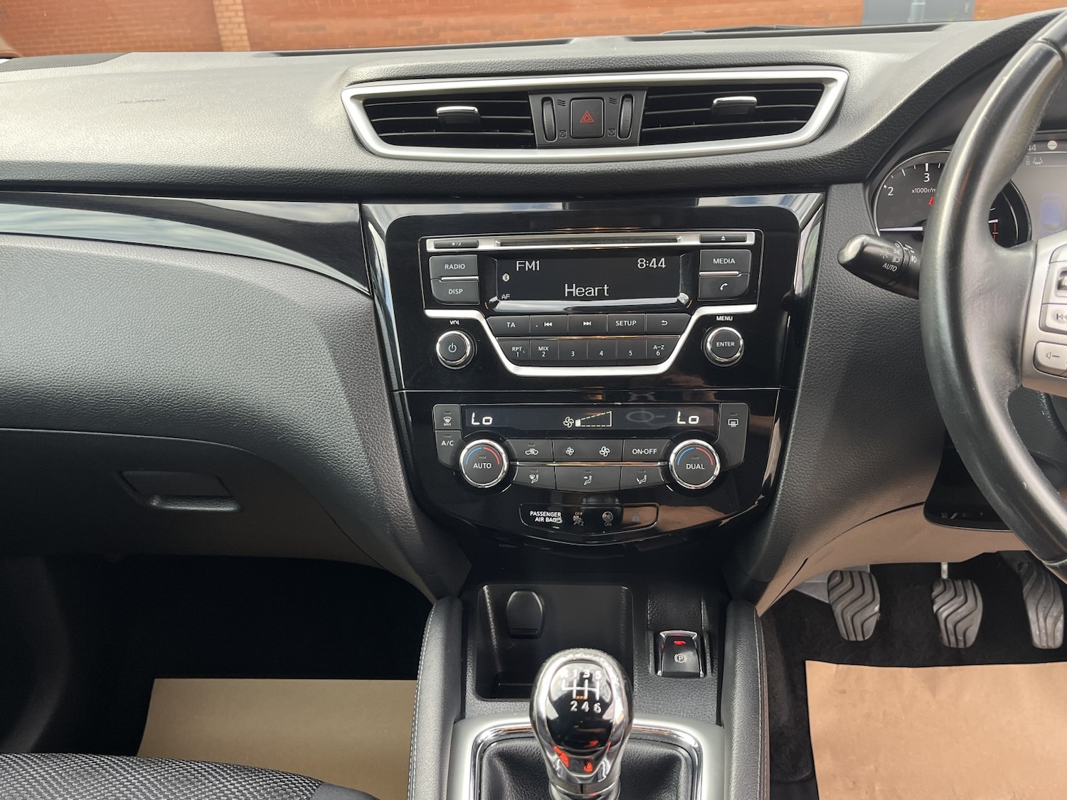 Used Nissan Qashqai 2017 for sale - 75705988: Photo 12