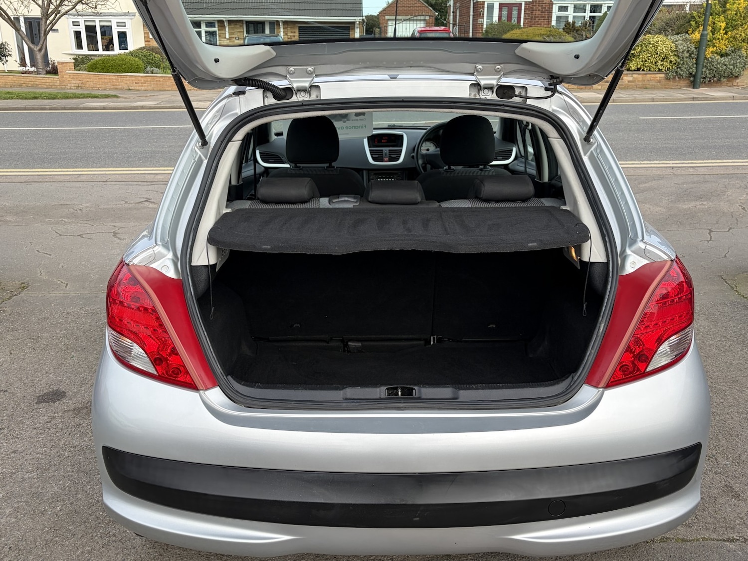 Used Peugeot 207 2010 for sale - 77983722: Photo 7