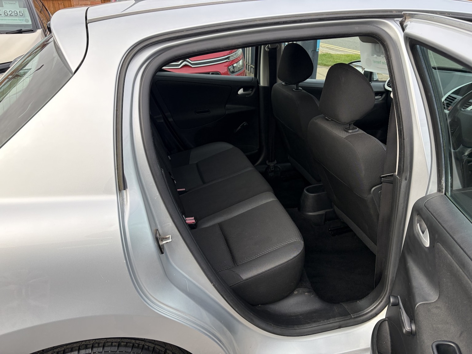 Used Peugeot 207 2010 for sale - 77983722: Photo 9