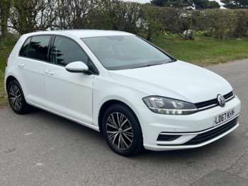 Used Volkswagen Golf 2017 for sale - 74004653: Photo